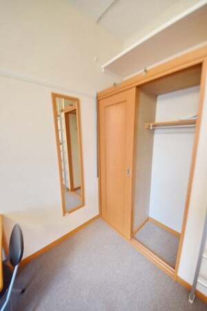 レオパレスプレーヌIIの物件内観写真